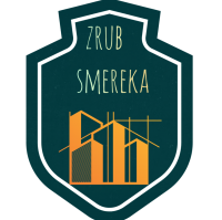 Будинок з дикого зрубу.